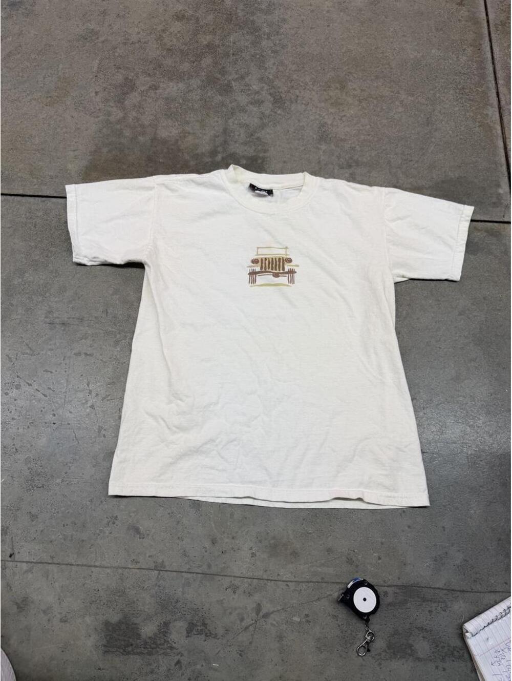 vintage jeep wrangler car racing white shirt size medium